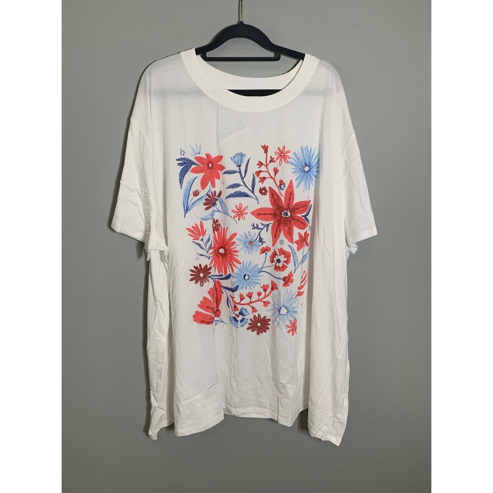 NEW Maurices Graphic Tee Women 4X White Floral Botanical Short Sleeve Crew Neck